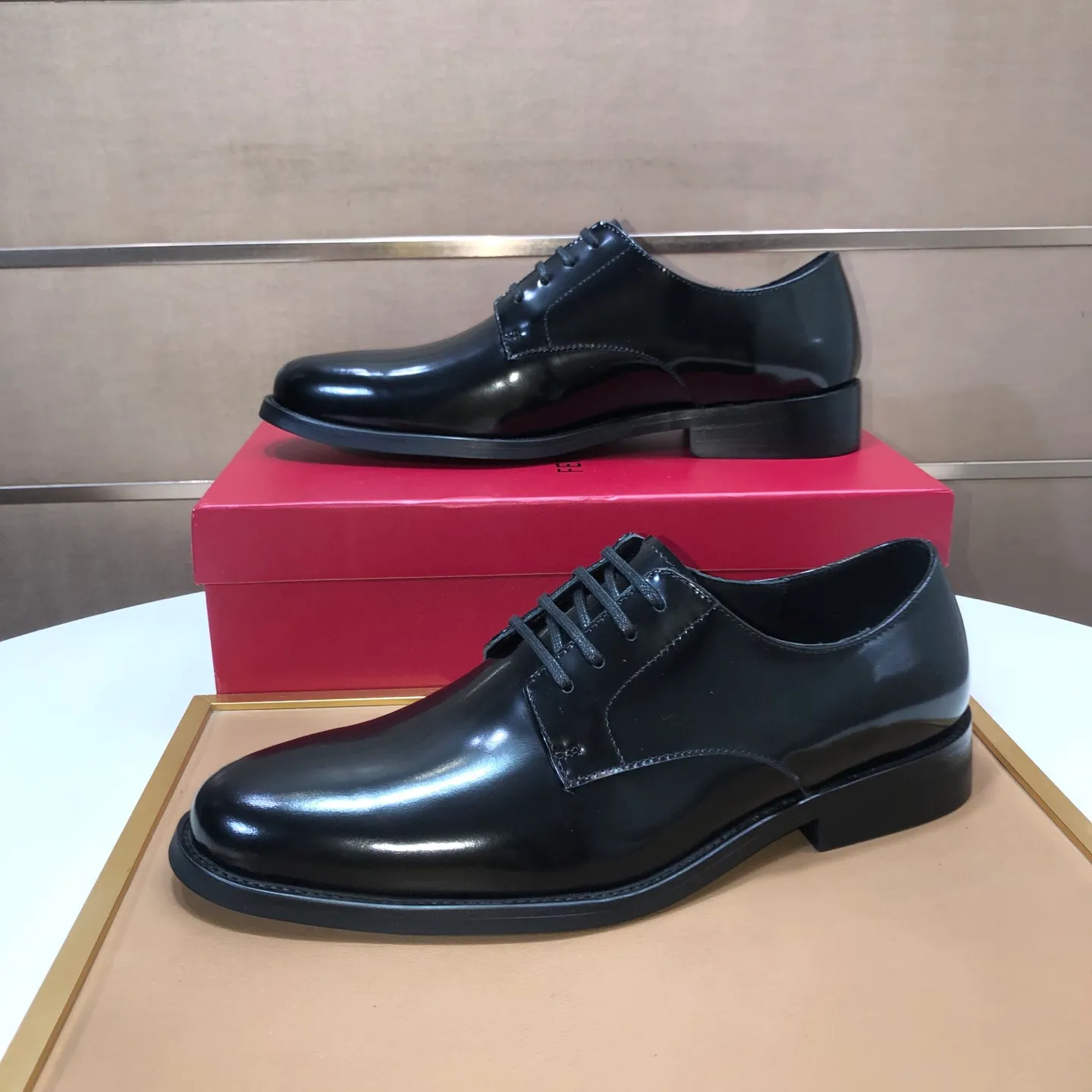 Men's shoes 💰540💰 [Ferragamo/Ferragamo] The latest model from the counter. Original imported high-quality cowhide with open sides + imported 🐂 cowhide lining + original luxury metal buckle + original combination outsole. Comparison is stress-free 38–45 (45 is custom-made and cannot be returned or exchanged)